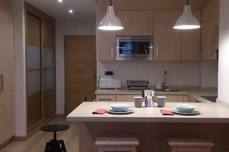 Estudio Moderno Centro-playa * Gijón